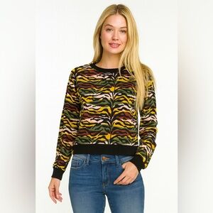 NWT plush fleece lining tiger sweatshirt 9 nice